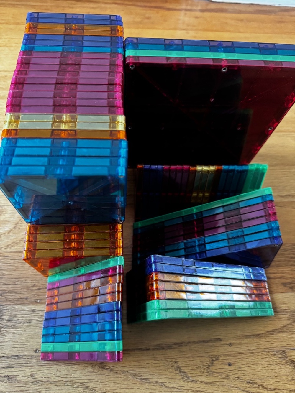Assortment of Magna-Tiles (100 pieces)